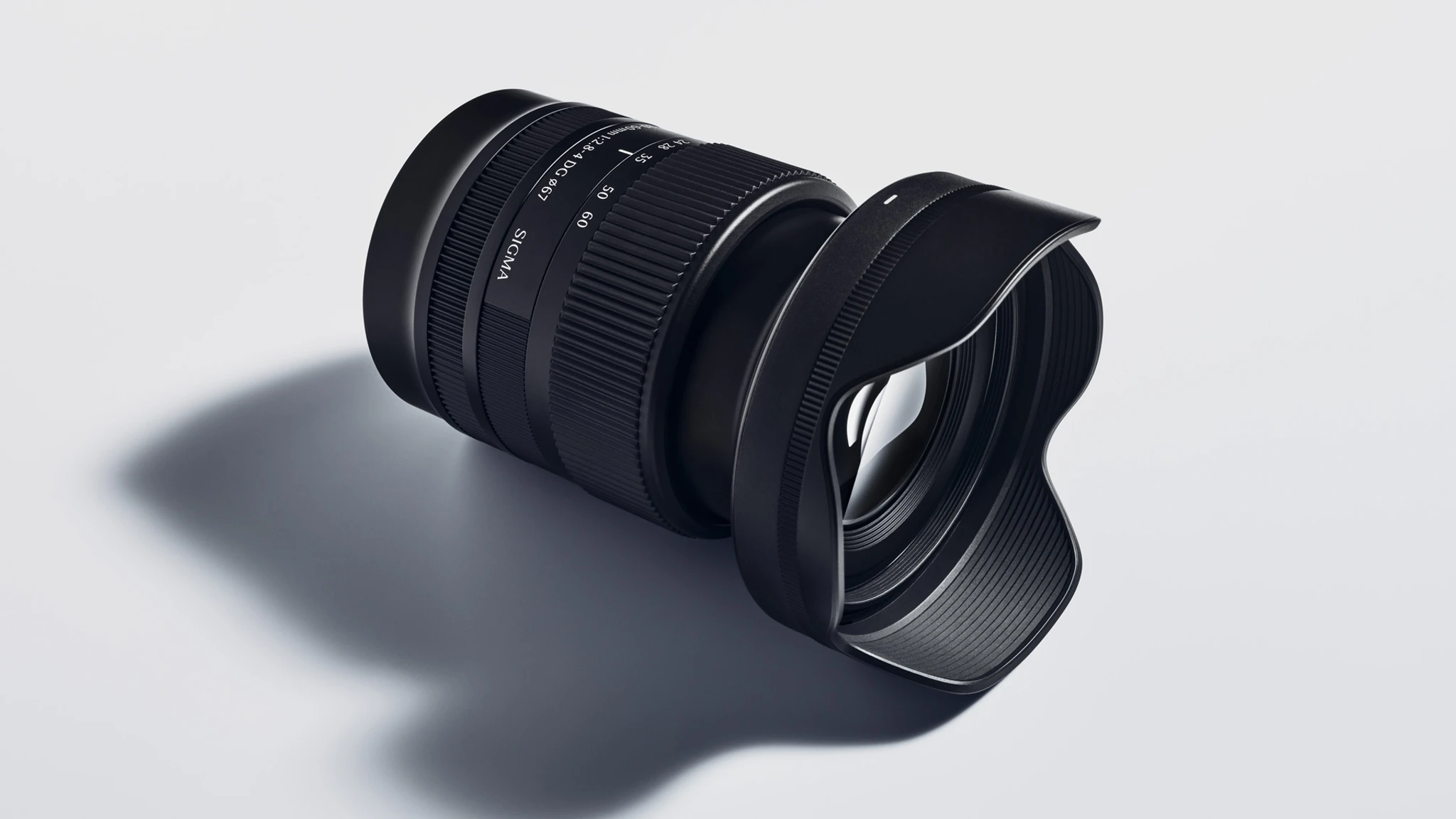 시그마, 20mm F2.8과 385g 무게를 갖춘 풀프레임 표준 줌렌즈 발표 이미지 1